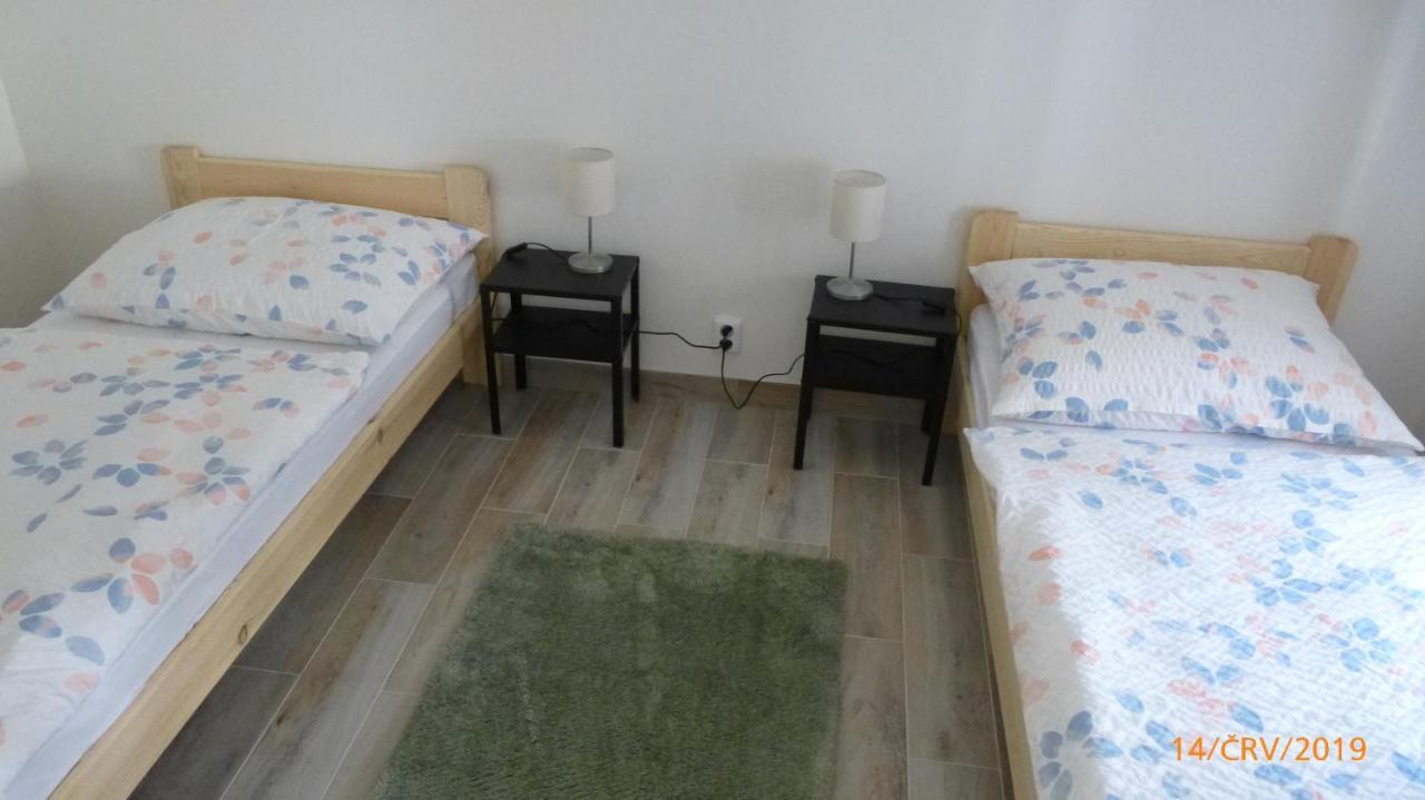 Penzion Sklar Nový Bor Buitenkant foto